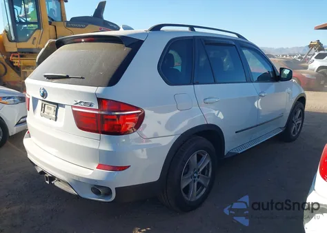 2012 BMW X5 xDrive35D z USA, uszkodzony, nr VIN 5UXZW0C52C0B88832